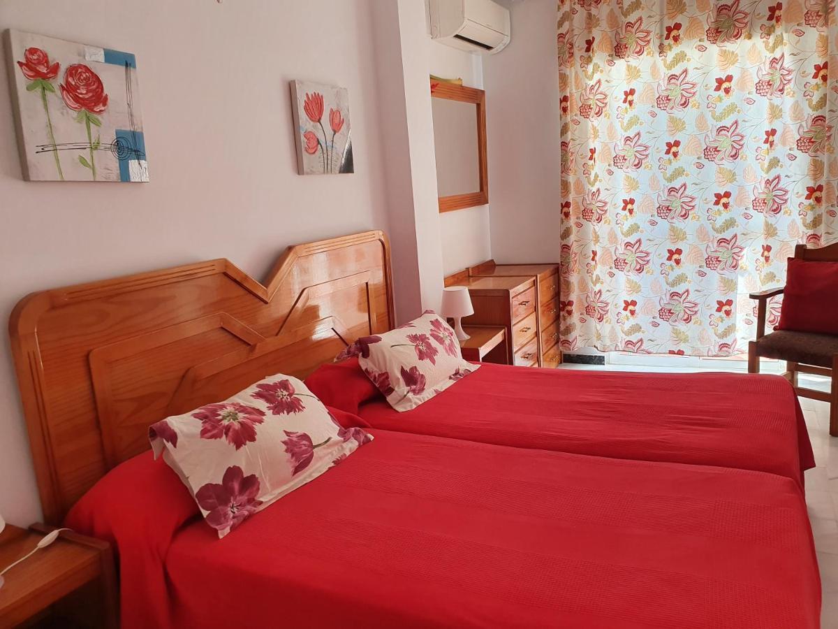 Rico Apartaments Animas Нерха Екстериор снимка