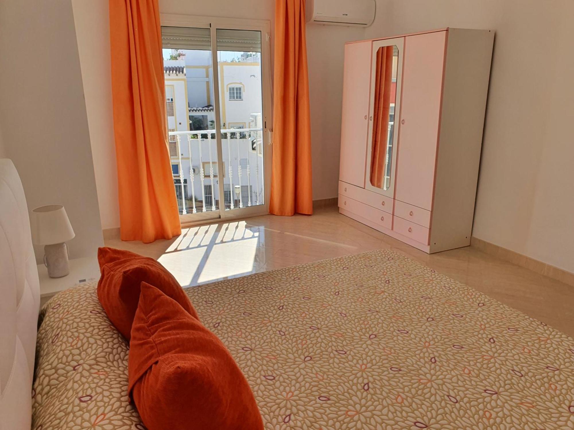 Rico Apartaments Animas Нерха Стая снимка