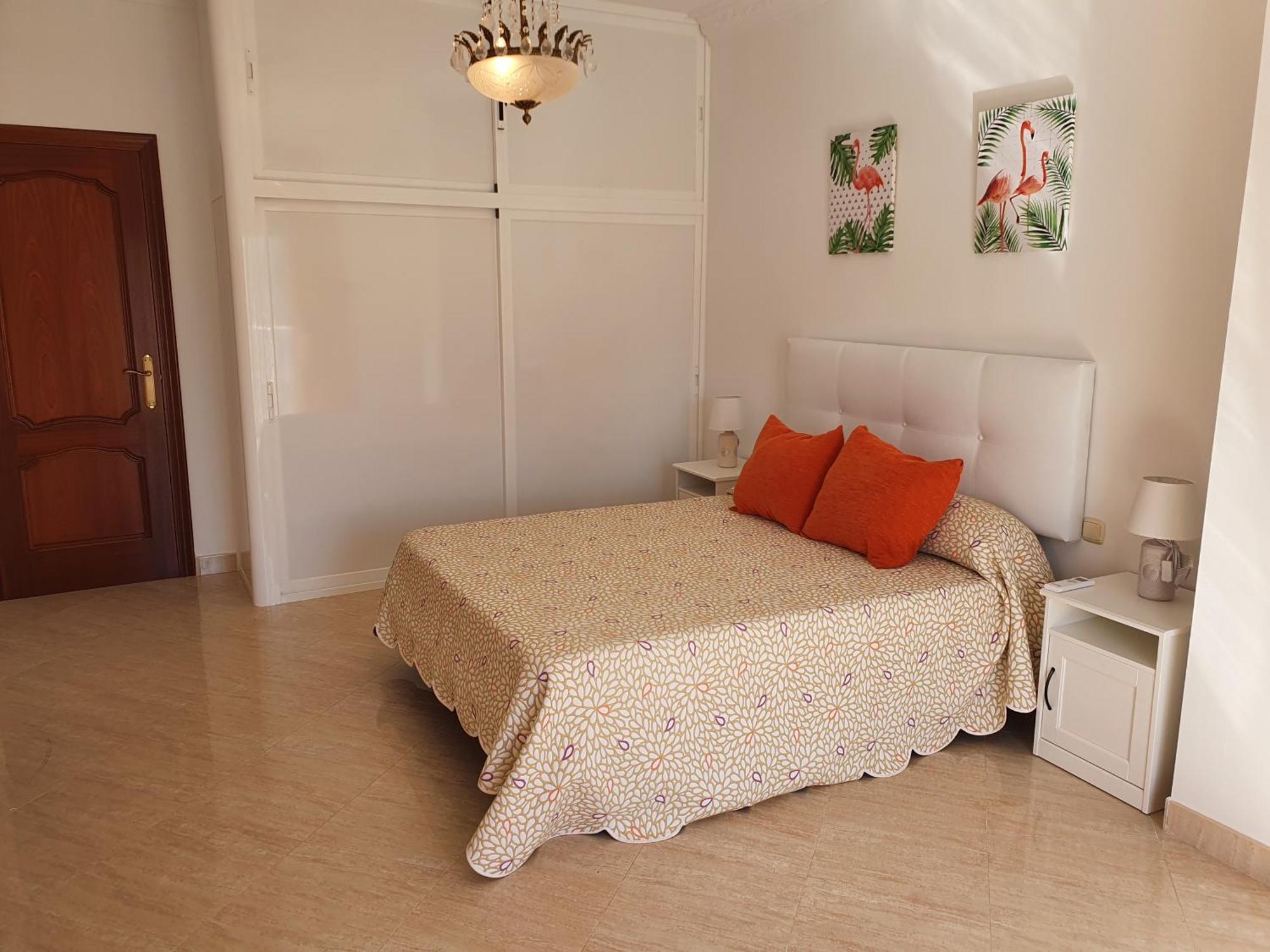 Rico Apartaments Animas Нерха Стая снимка