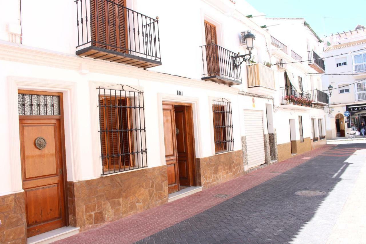 Rico Apartaments Animas Нерха Екстериор снимка